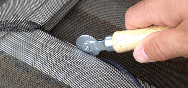 metal screen door repair in Jacksonville Beach